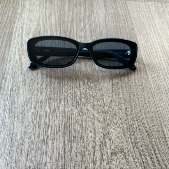 quay australia vibe check blue turquoise yk2 90's retro sunglasses eyewear NEW - Picture 1 of 5